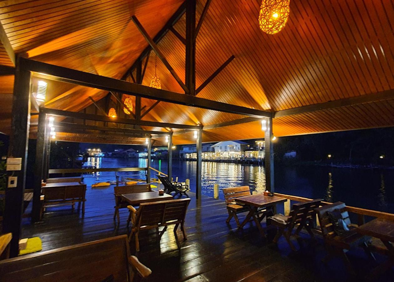 Baan Rim Nam Hotel Koh Chang Bagian luar foto